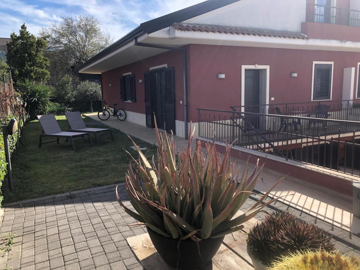 Ferienwohnung Casa Terra D'Aci Aci Bonaccorsi Exterior foto