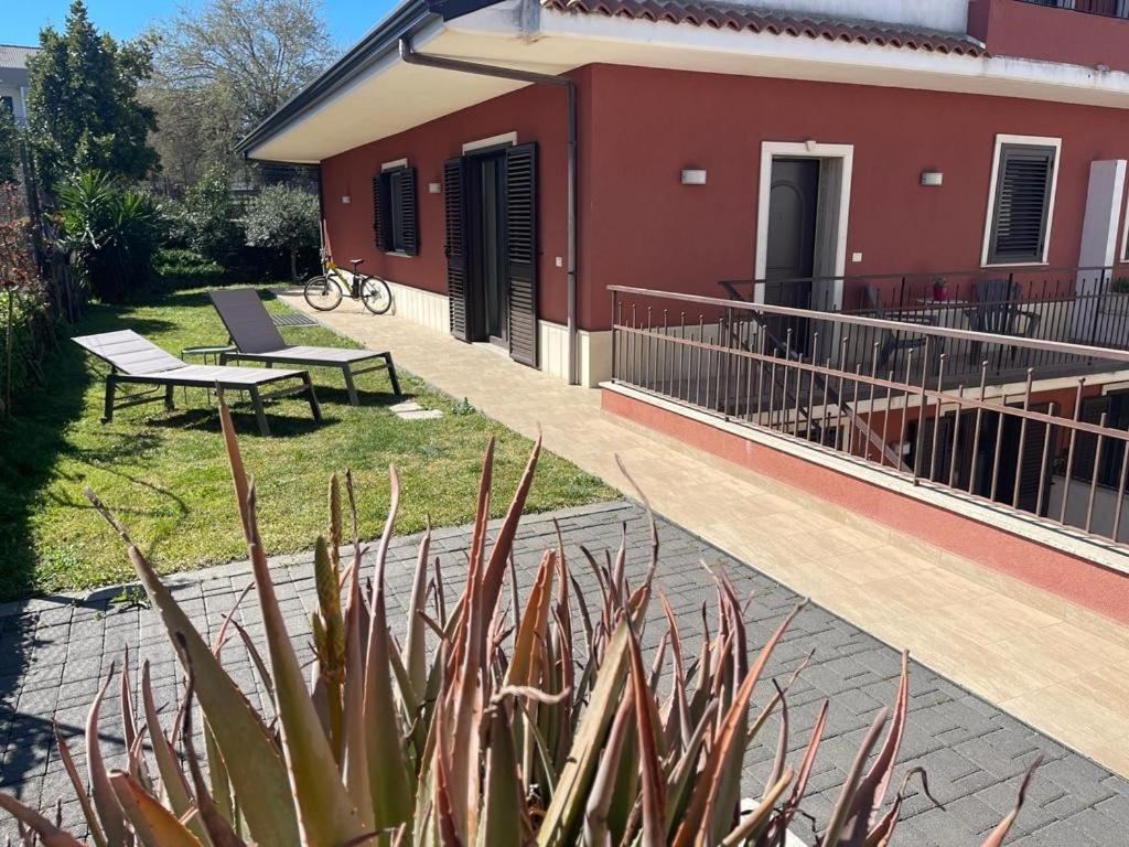 Ferienwohnung Casa Terra D'Aci Aci Bonaccorsi Exterior foto